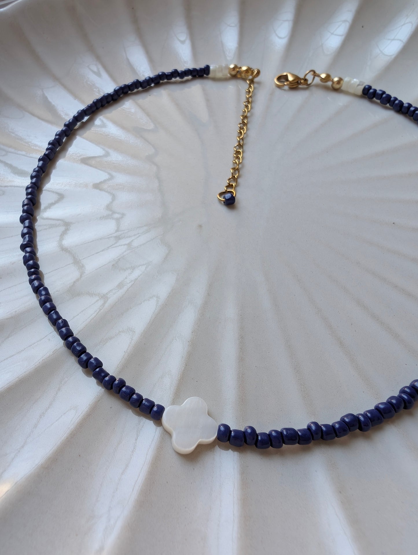 Pearl Four Clover & Navy Beaded Choker Necklace